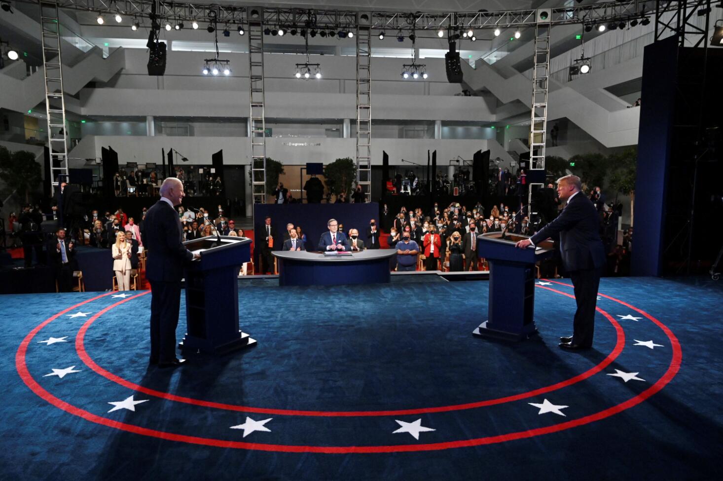特朗普与拜登面对面交锋，2020年美国总统大选首场辩论开场！ – 全美电视 AMTV