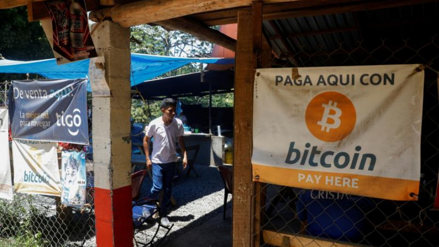 比特币在萨尔瓦多“合法”，但该国70%的人没有银行卡
