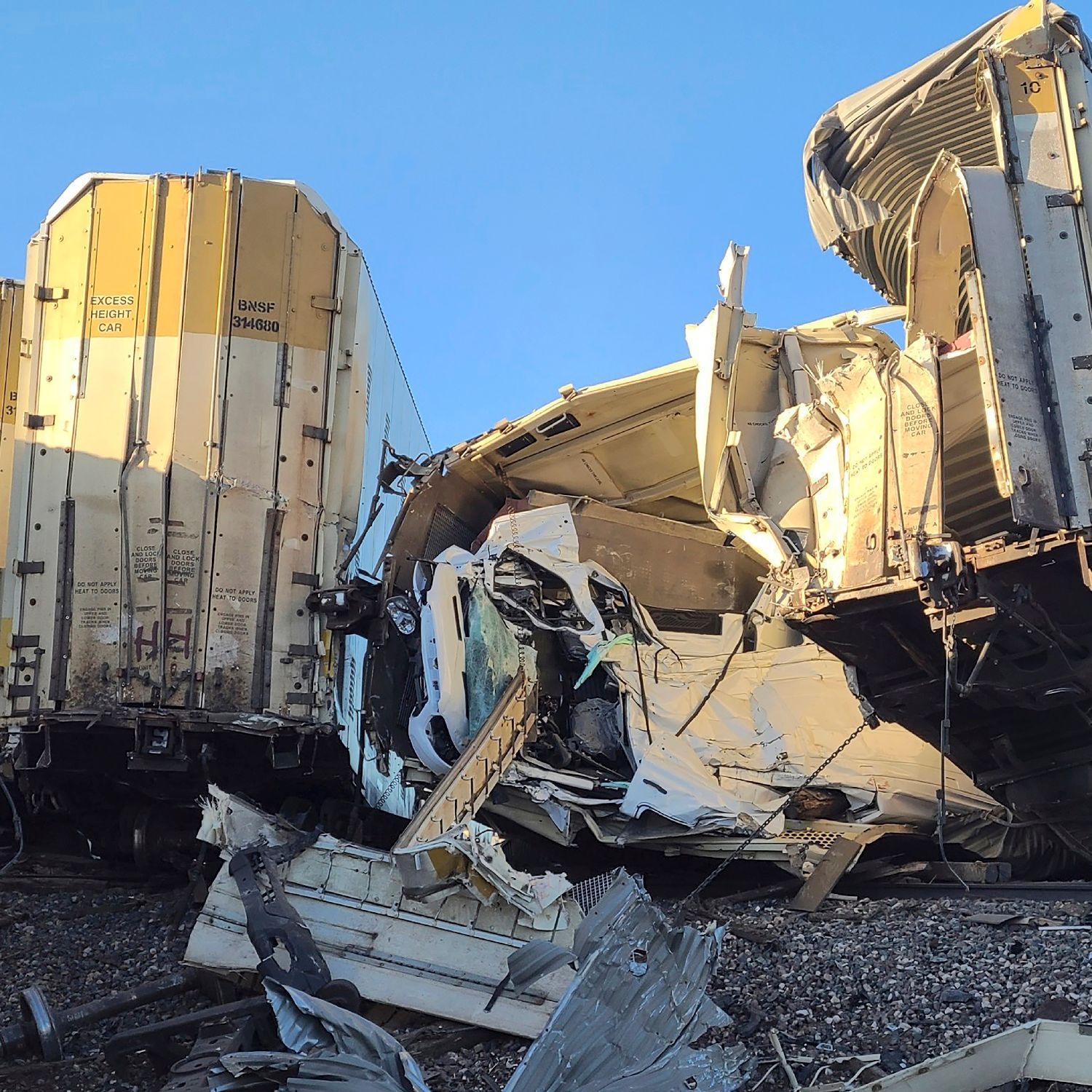 2005年南昆线45224次货物列车脱轨事故。 - 哔哩哔哩